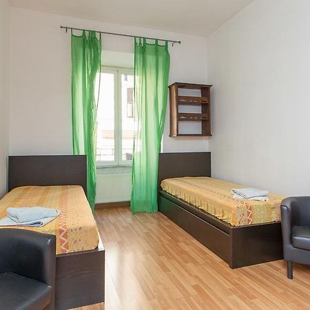 Rental In Rome Santini Apartment Δωμάτιο φωτογραφία